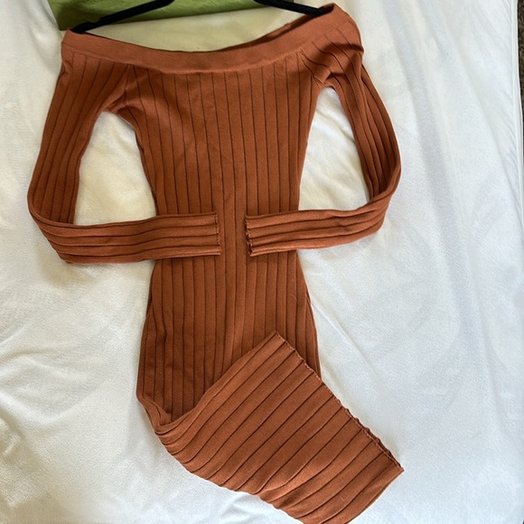 Midi dress - Picture 3 of 4